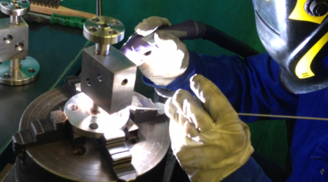 Fabrication Services | Machining & CNC Milling | EMI